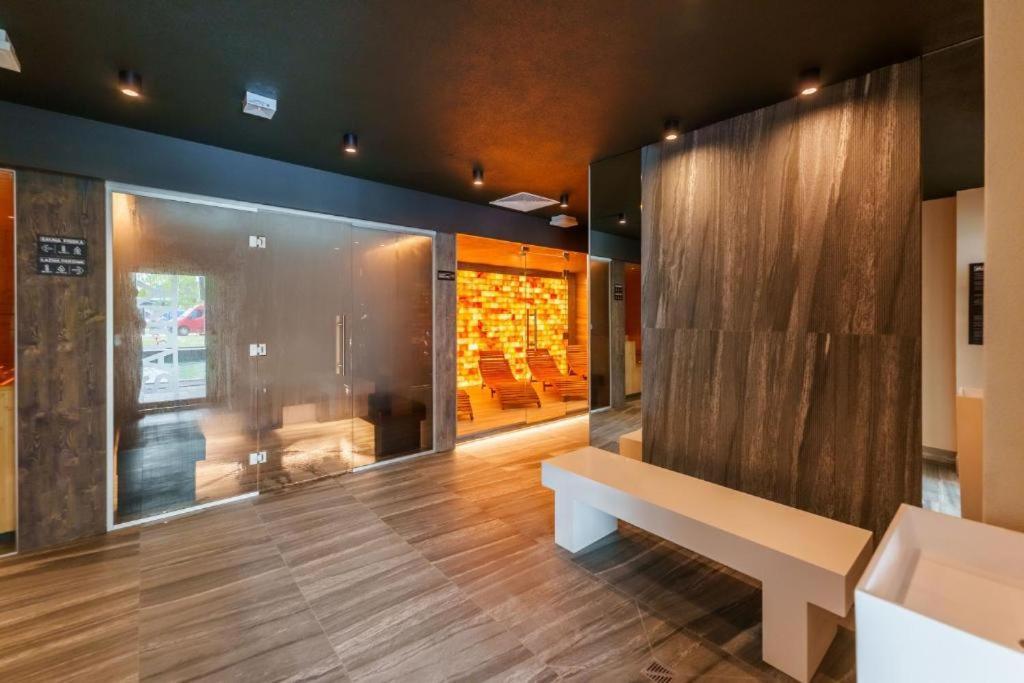 Akces Apartamenty Kasprowicza 20C- Basen, Sauny, Jacuzzi, Silownia W Cenie - Schwimmbad, Saunen, Jacuzzi, Fitnessstudio Im Preis 科沃布热格 外观 照片