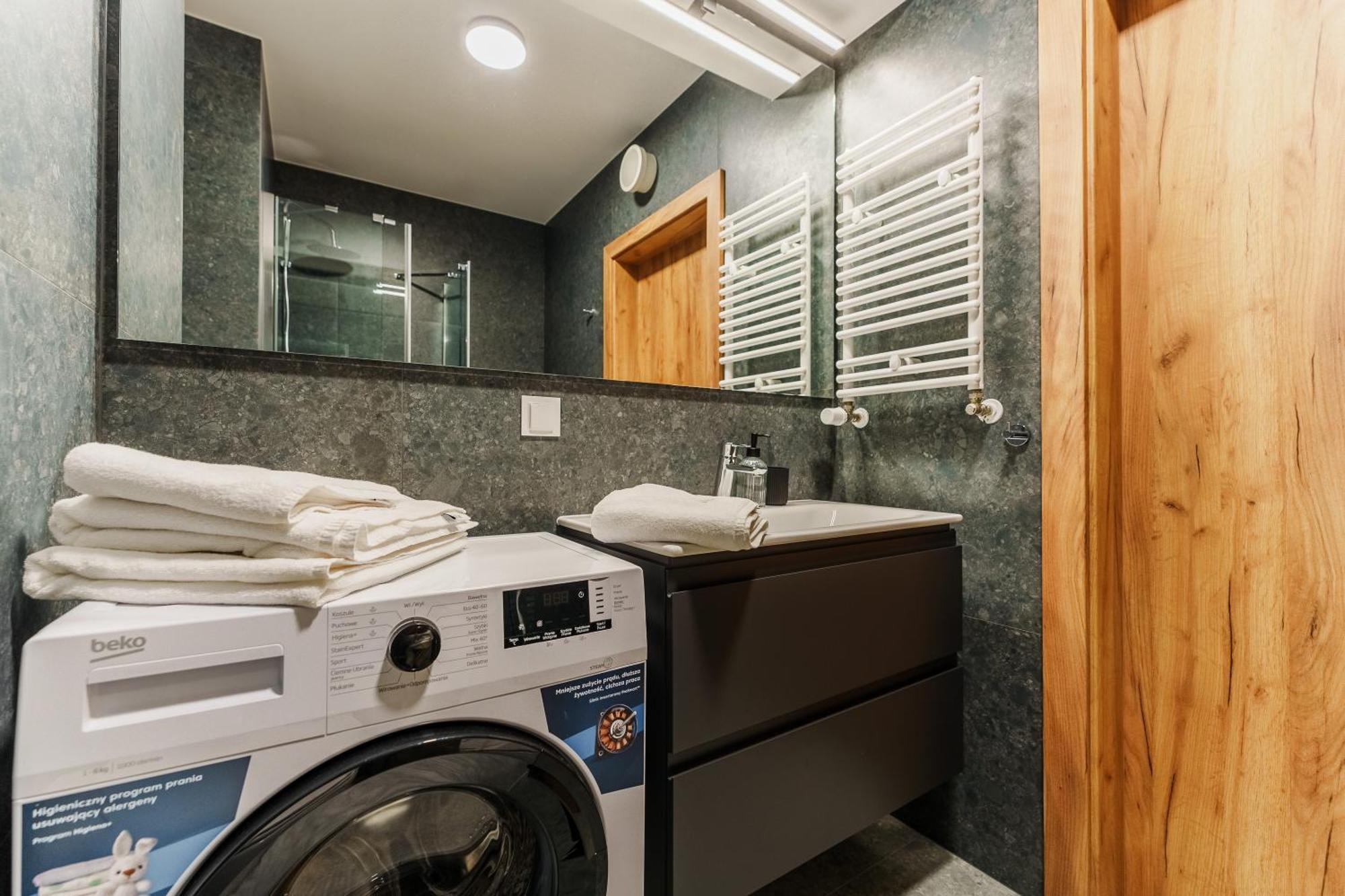Akces Apartamenty Kasprowicza 20C- Basen, Sauny, Jacuzzi, Silownia W Cenie - Schwimmbad, Saunen, Jacuzzi, Fitnessstudio Im Preis 科沃布热格 外观 照片